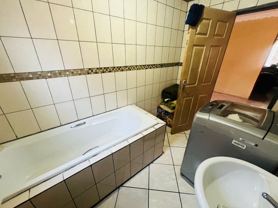 3 Bedroom Property for Sale in Rocklands Free State